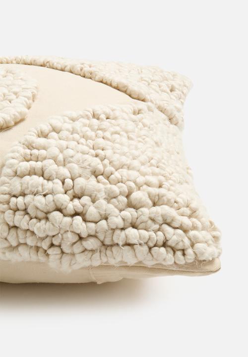 SF Collection - Wrenna cushion cover w feather inner - neutral