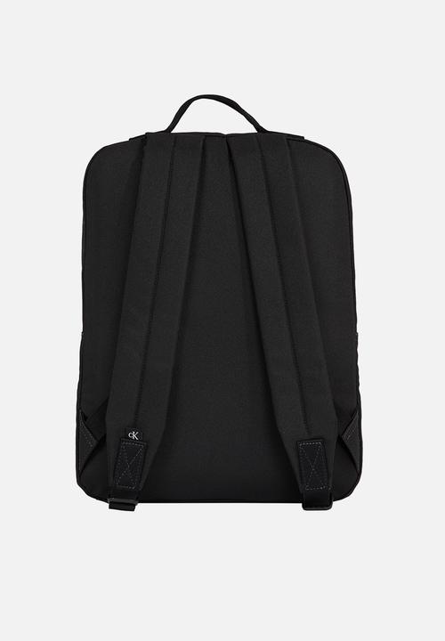 Calvin Klein - Sport essentials slim sq bp40 w - black
