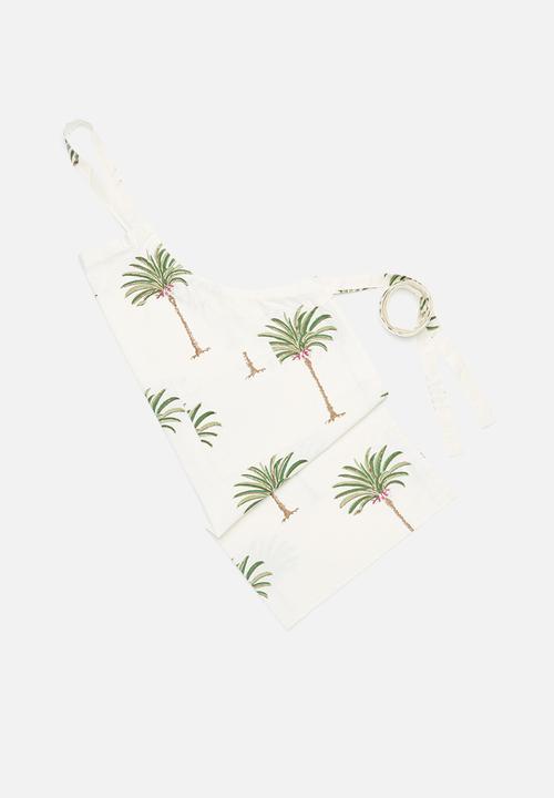 Sixth Floor - Palms Plaza Apron - Green