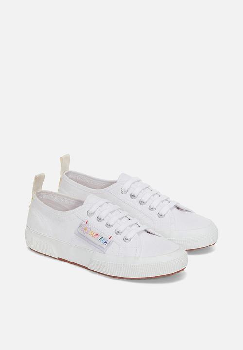 SUPERGA - 2750 Happy label