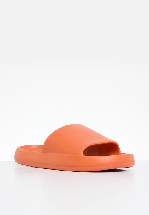 dailyfriday - Ayanda slide - orange