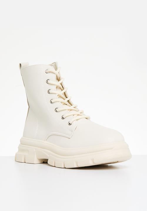 Superbalist - Athena lace up boot - white