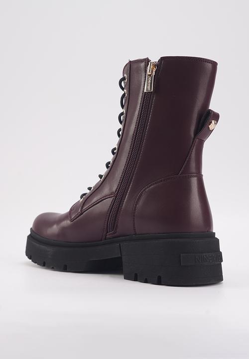 Nine West - Carina lace up boot - burgundy