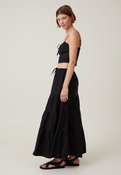 Cotton On - Plus Talulah Tiered Maxi Skirt - Black