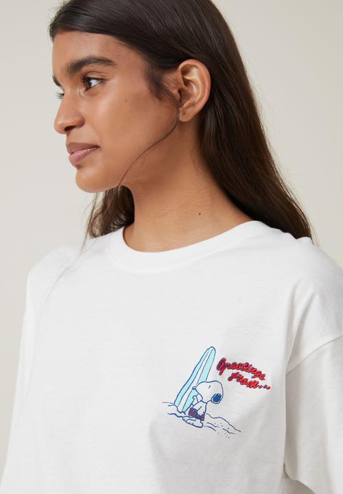 Cotton On - The Oversized Snoopy Tee - Lcn Pea Snoopy Greetings/Vintage White