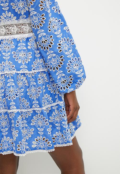 GUESS - Long sleeve isla emb dress - clearly blue 