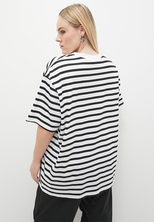 Blake - Striped Oversize Tee - Black & White