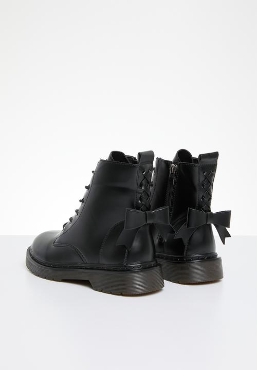 Pop Candy - Lace up side zip boots - black