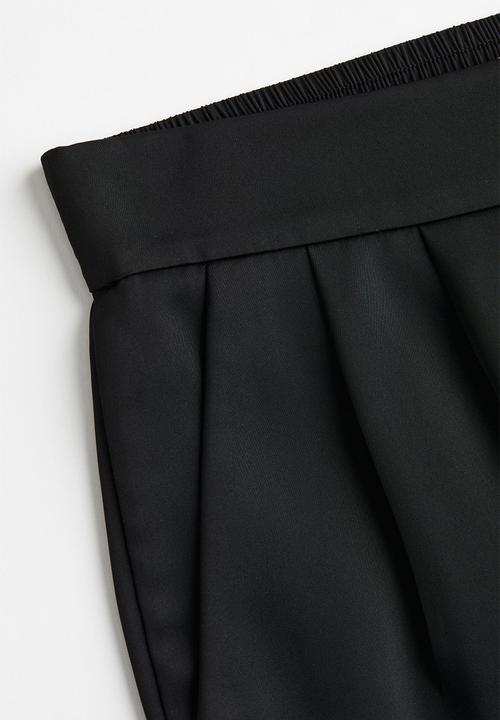 H&M - Satin pull-on shorts - black
