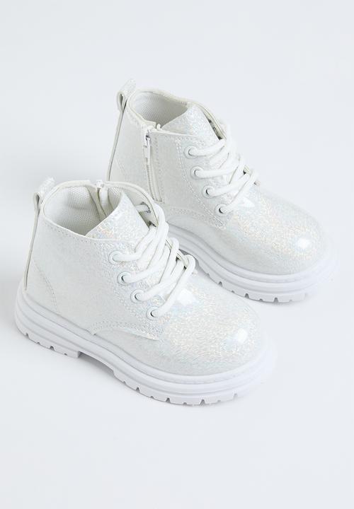 Pop Candy - Patent lace up boots - silver