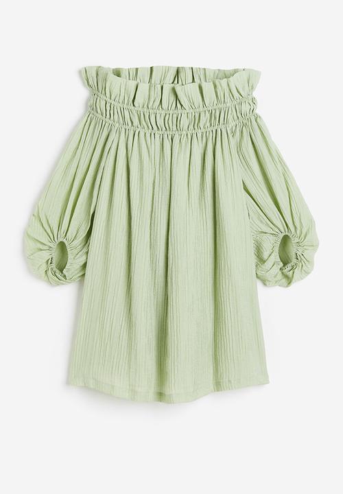 H&M - Oversized off-the-shoulder dress - light green
