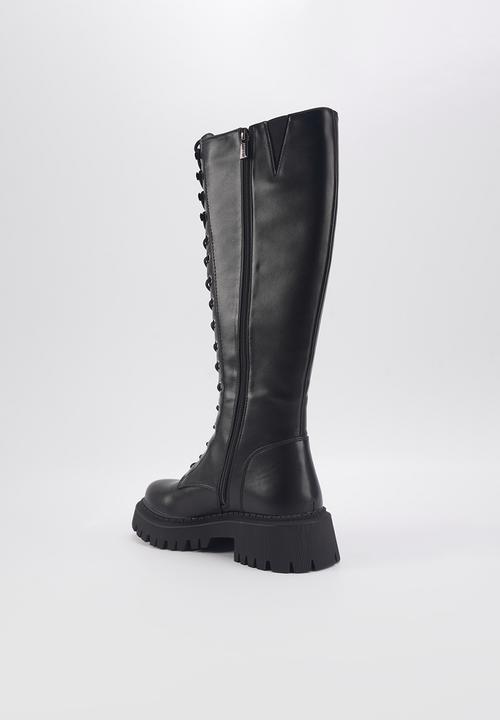 Nine West - Tacai lace up boot - black