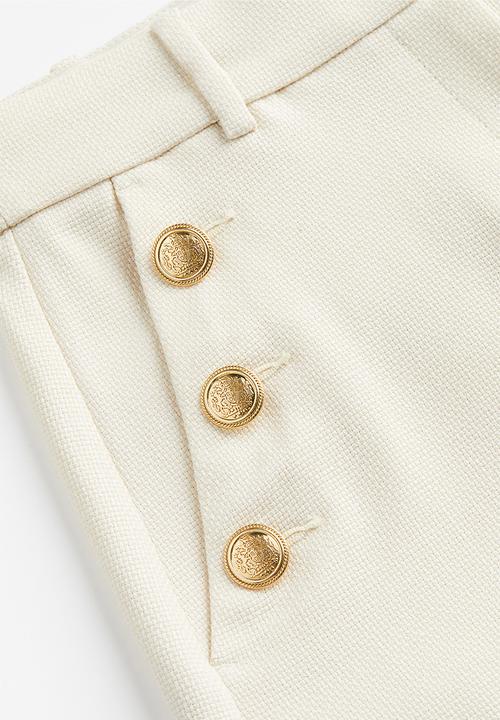 H&M - Button-detail shorts - cream