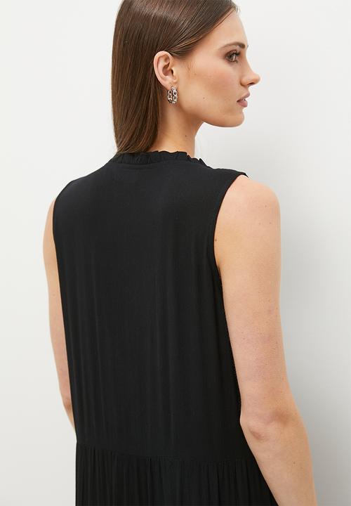 edit - Embroidery tiered dress with tassel trim - black & milk