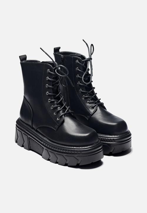 Koi Footwear - Talwar chunky stomper boot - black