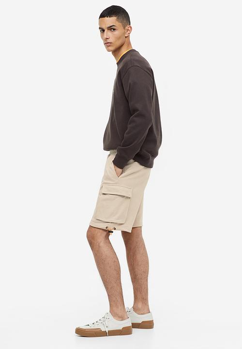 H&M - Relaxed fit cargo sweat shorts - beige