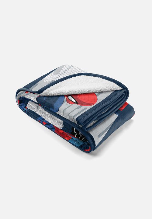 Disney - Sherpa throw - spiderman  mouse all colours