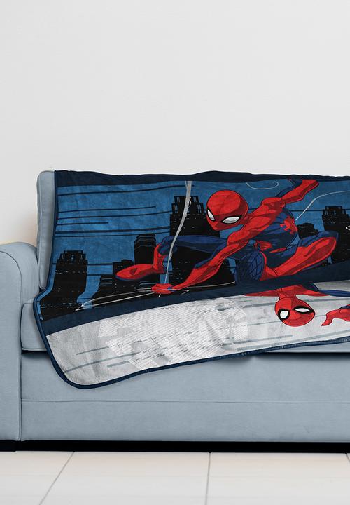 Disney - Sherpa throw - spiderman  mouse all colours
