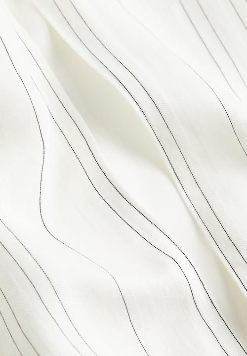 H&M - Knot-detail skirt - white striped