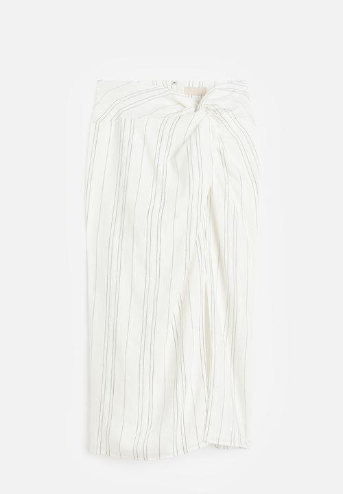 H&M - Knot-detail skirt - white striped