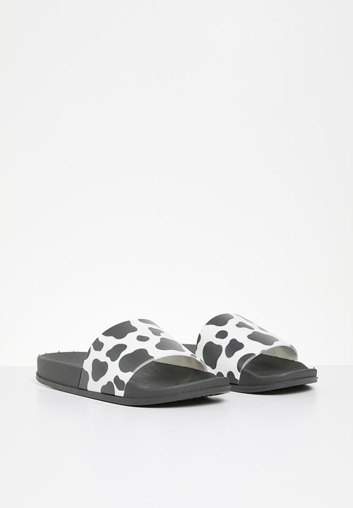 Pop Candy - Slides - black & white