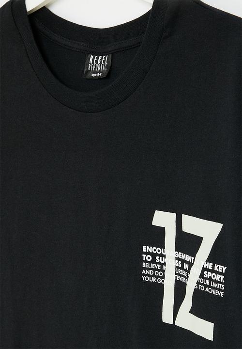 Rebel Republic - Printed tee - black.