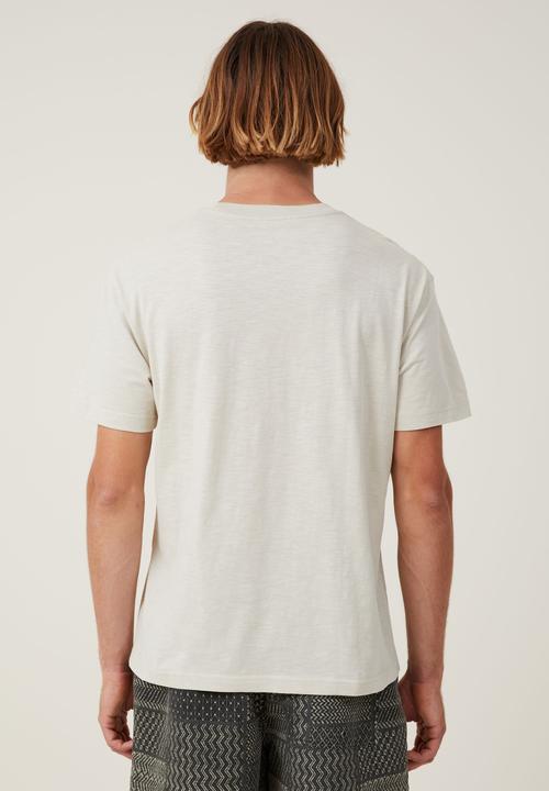 Cotton On - Loose fit graphic T-shirt - ivory/bandera texas