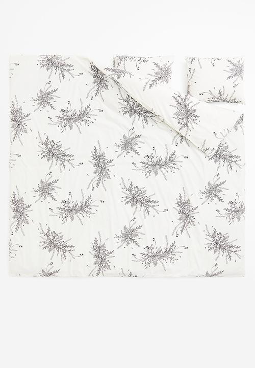 H&M - Patterned double/king size duvet cover set - white