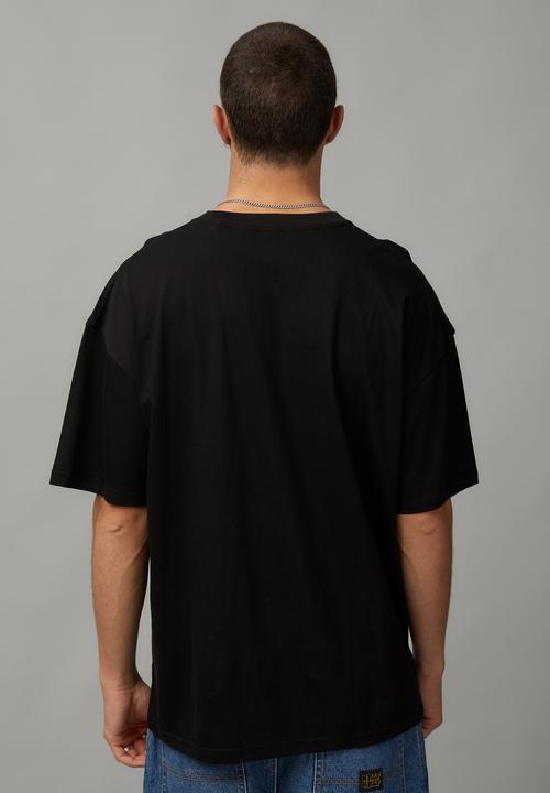 Factorie - Essential music merch T-shirt - lcn bra black/tupac window 