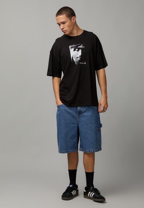 Factorie - Essential music merch T-shirt - lcn bra black/tupac window 