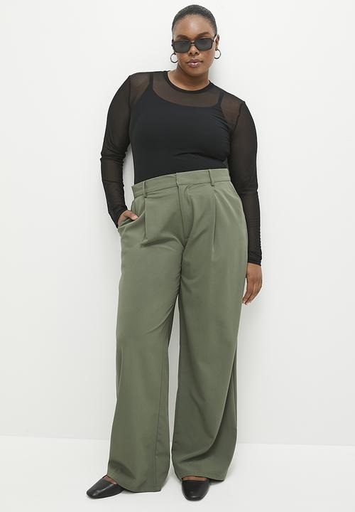 Me&B - Plus Mesh long sleeve basic with Sequin Square - Black