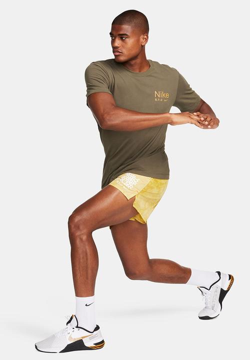 Nike - Nike df tee dye ho23 - cargo khaki 
