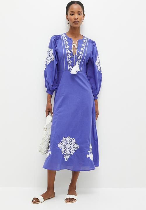 Boho embroidery midi dress - blue & white