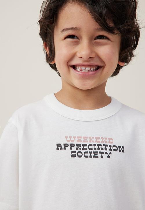 Cotton On - Jonny short sleeve print tee - vanilla/weekend appreciation society