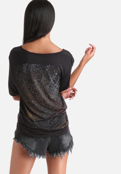 ADPT. - Dust Tee