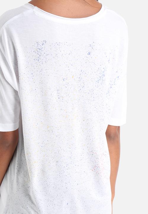 ADPT. - Dust Tee