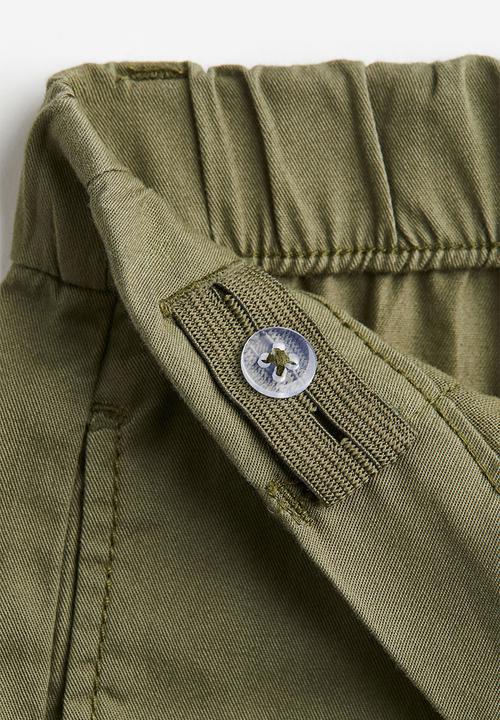 H&M - Cotton chino shorts - khaki green