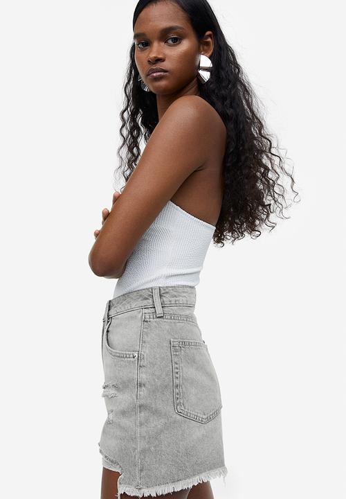 H&M - High-waisted denim shorts - light grey 