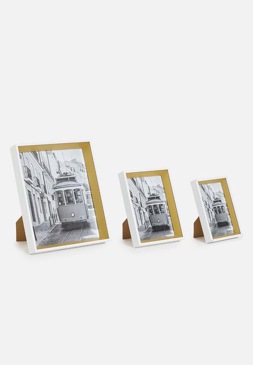 H&S - Set of 3 photo frames - white/gold