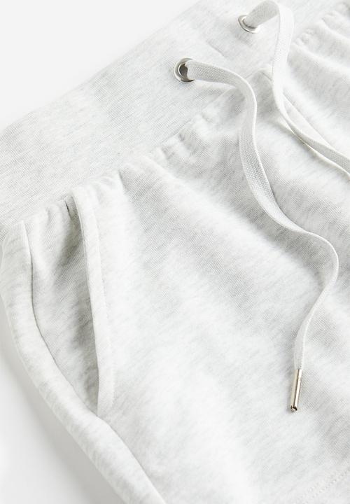 H&M - Sweatshorts - light grey marl