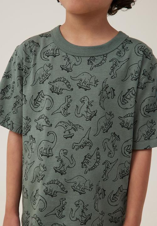 Cotton On - Jonny short sleeve print tee - swag green/dino yardage
