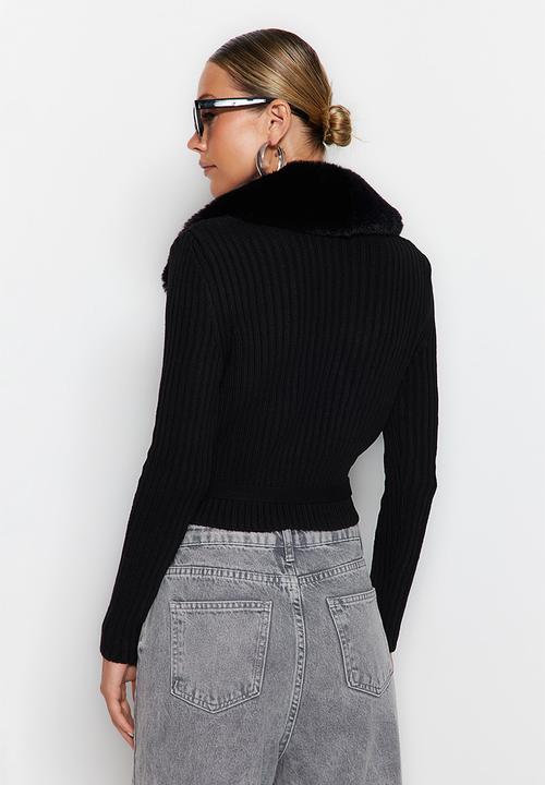 Trendyol - Faux fur detail sweater - black