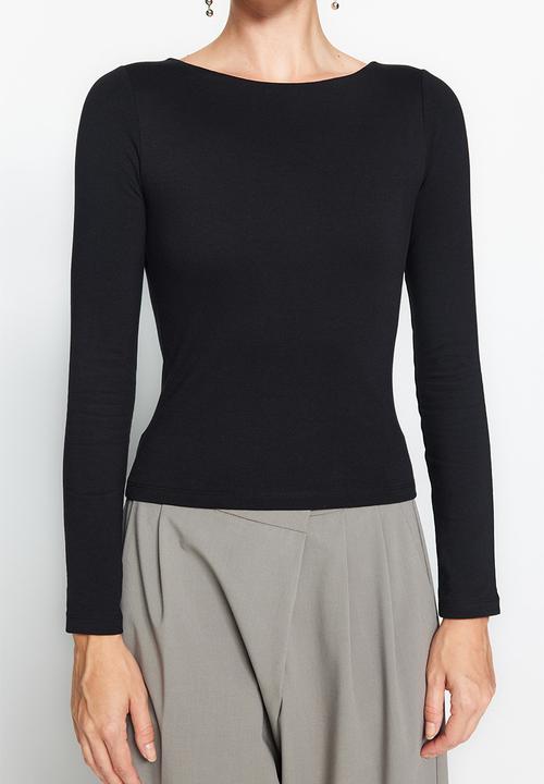 Trendyol - Boat neck fitted top - black