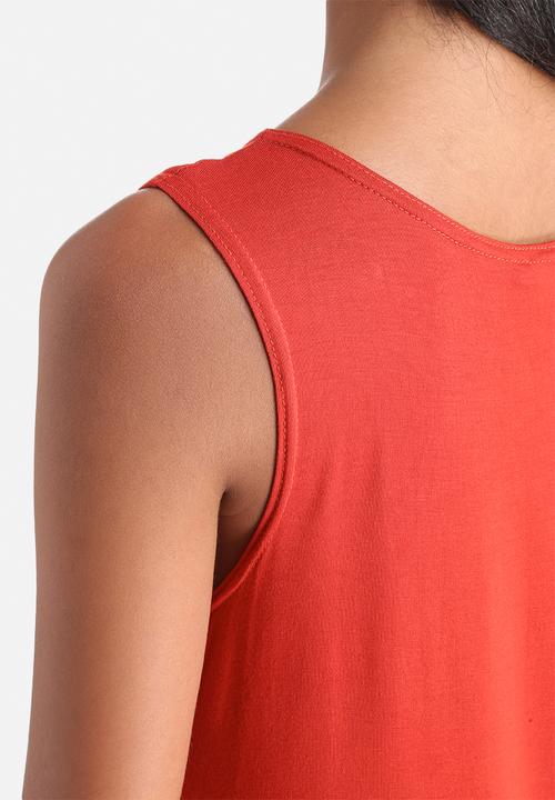 Influence. - Sleeveless Split Side Maxi  Dress
