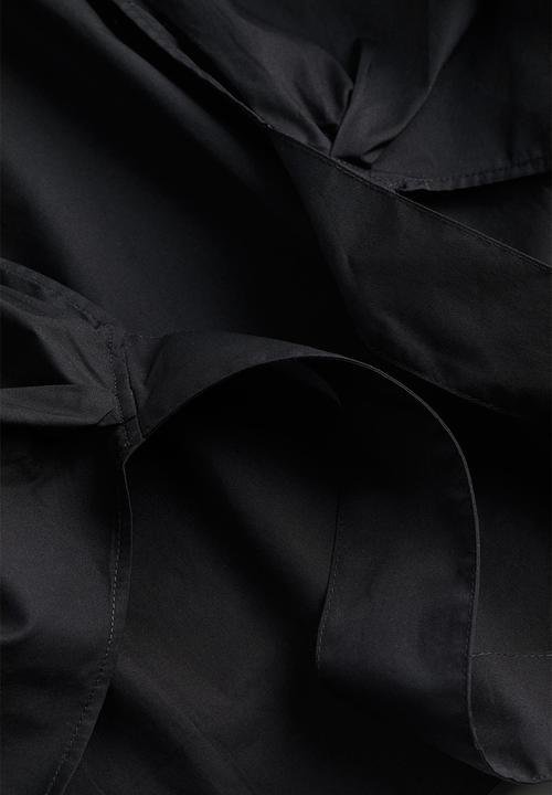H&M - Balloon-sleeved wrap blouse - black