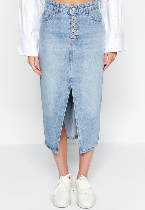 Trendyol - Midi denim skirt with slit detail - blue