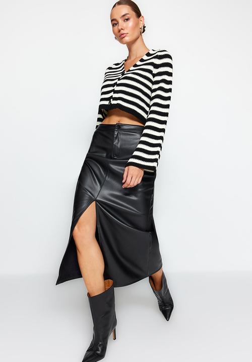 Trendyol - Faux leather maxi skirt with slit detail - black