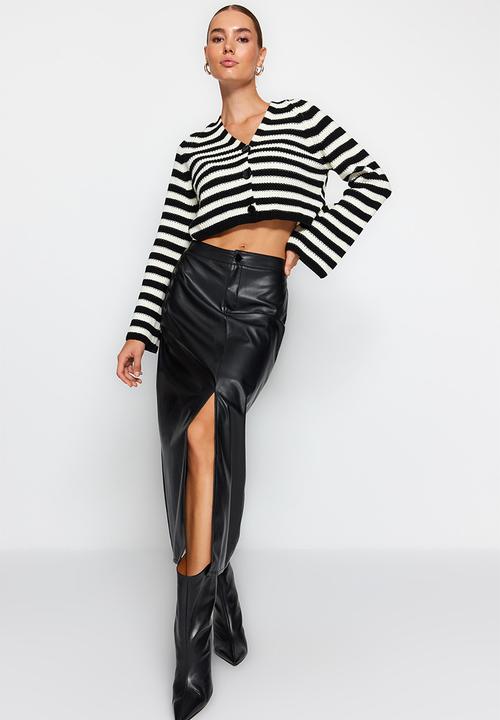 Trendyol - Faux leather maxi skirt with slit detail - black