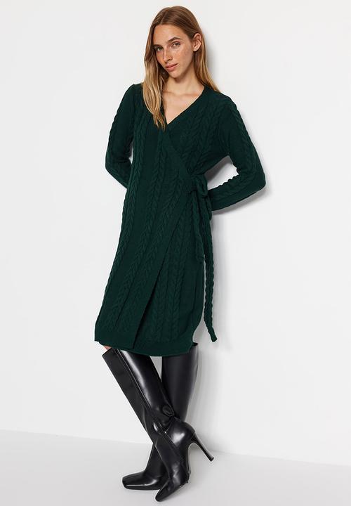 Trendyol - Fitted evening dress - emerald green