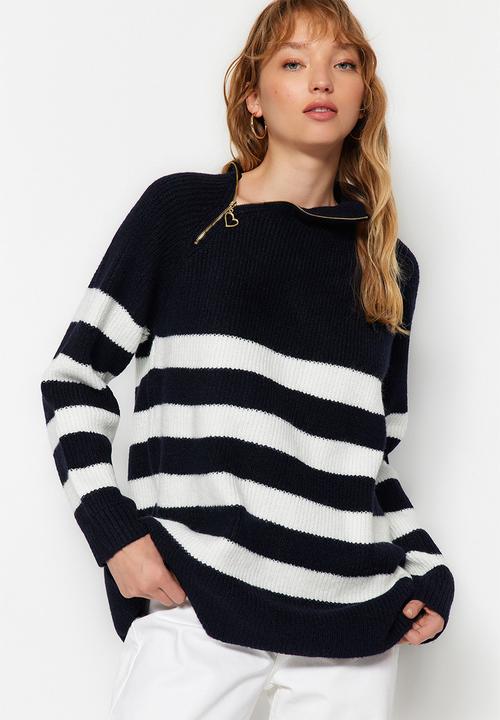 Trendyol - Stand-up collar sweater - navy